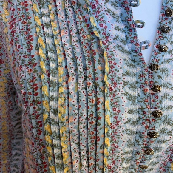 Anthropologie Maeve Gelise Floral Pleated Blouse - Picture 6 of 11